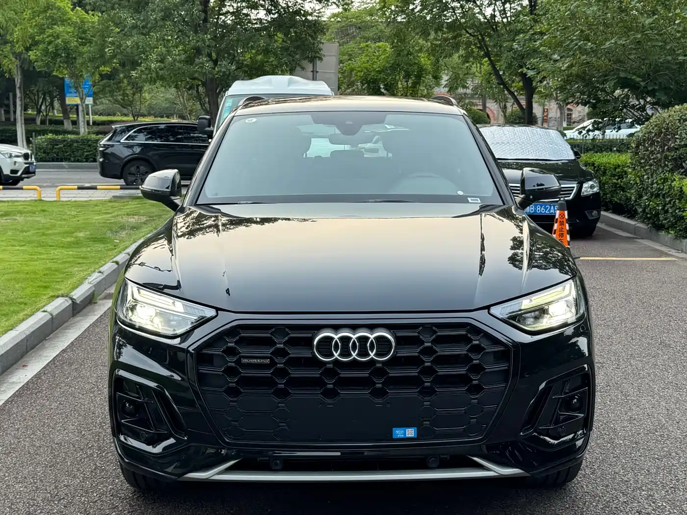 Audi Q5L 2024 Model 40 TFSI Luxury Dynamic фото 2