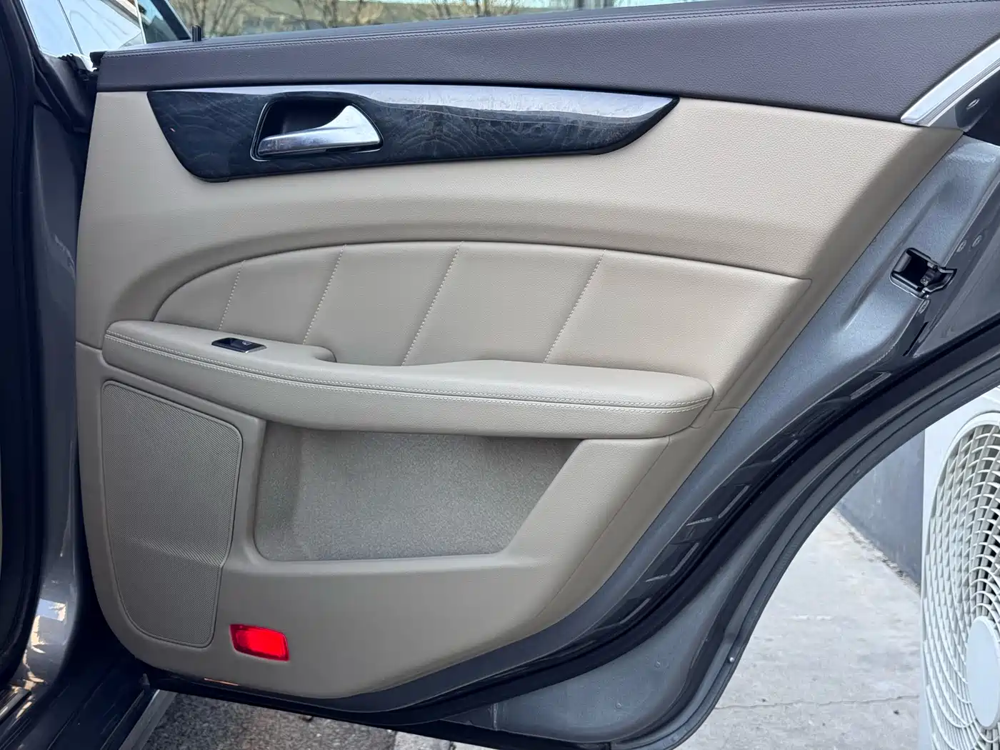 Mercedes-Benz CLS 2012 CLS 300 CGI фото 23