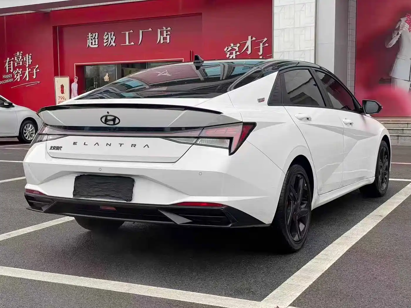 Hyundai Elantra 2022 1.5L CVT GLS Leading Edition фото 8