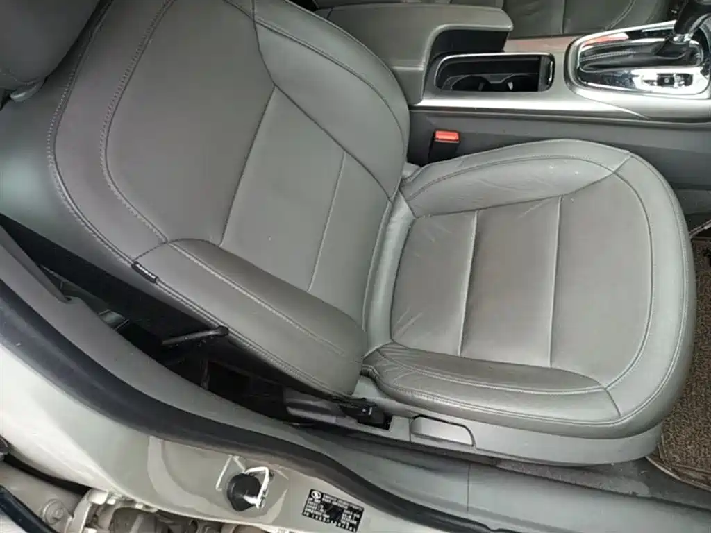 Chevrolet Malibu 2014 2.0L Automatic Luxury фото 25