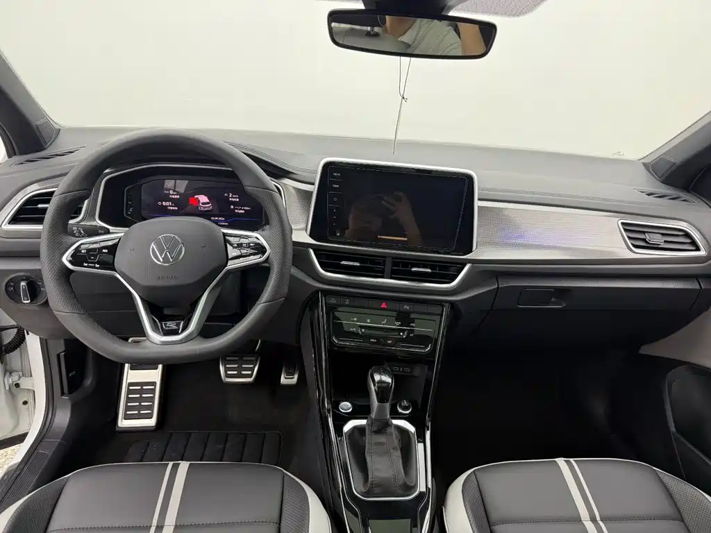 Volkswagen T-Roc, миниатюра 9