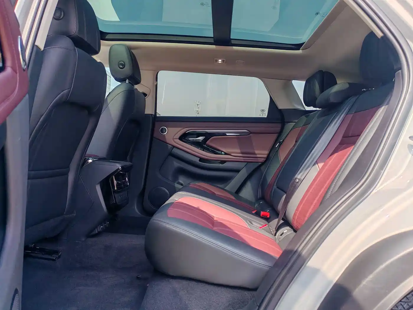 LAND ROVER RANGE ROVER AURORA