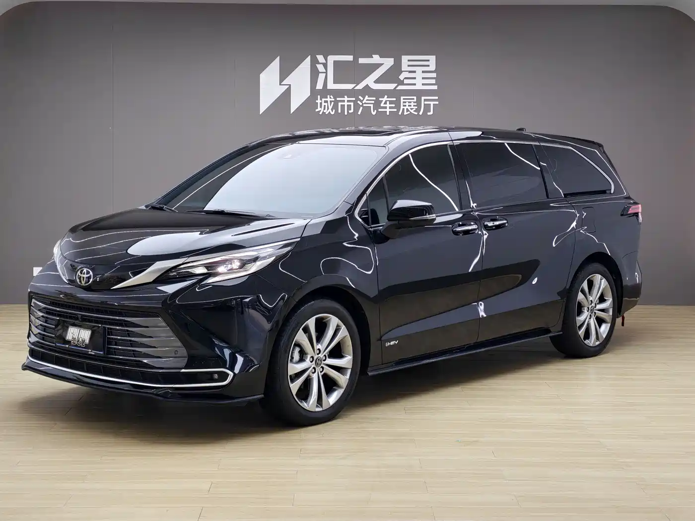 Toyota Sienna 2024 2.5L Hybrid Premium Edition