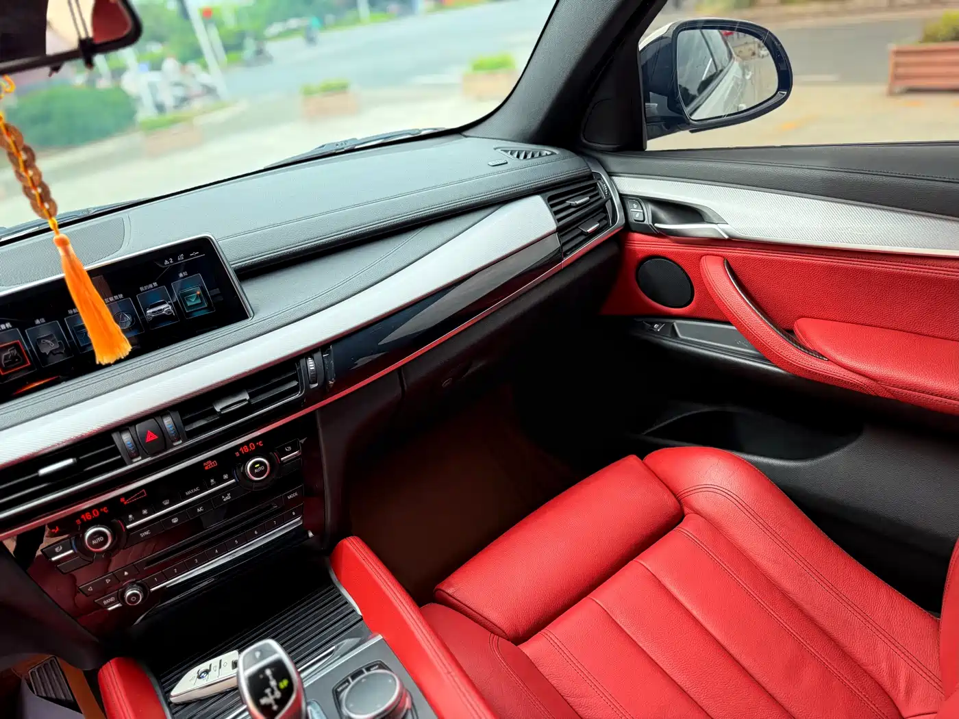 BMW X6 2017 xDrive35i Leading фото 15