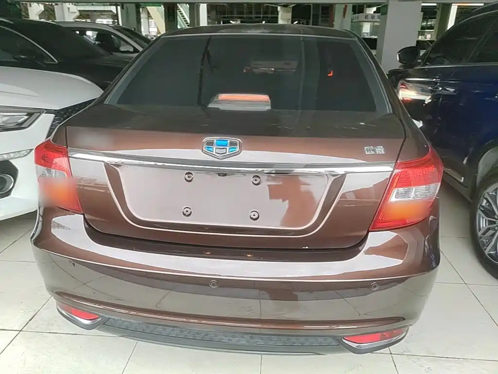 Photo 6 - Geely Vision