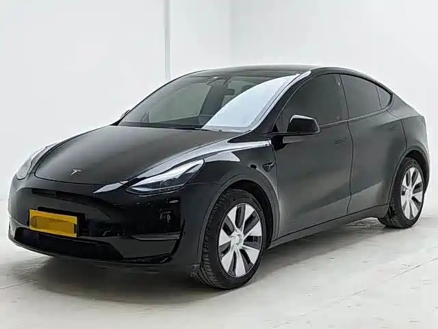  Tesla Model Y 2023 Long Range All-Wheel Drive Edition