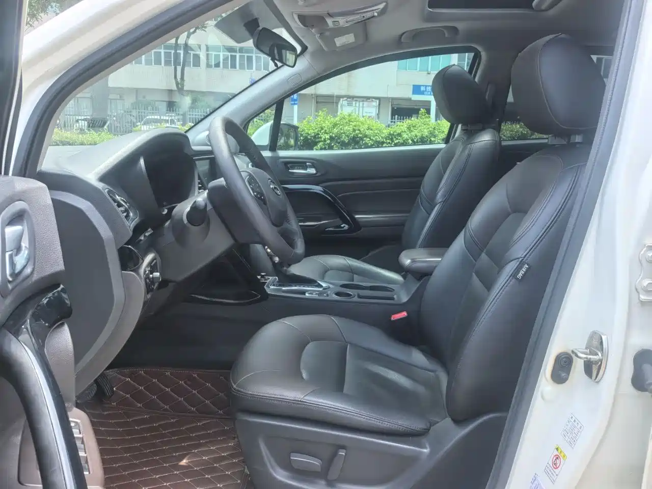 GAC Trumpchi Trumpchi GS4 2017 235T Automatic 2WD Luxury Smart Connected Edition фото 4