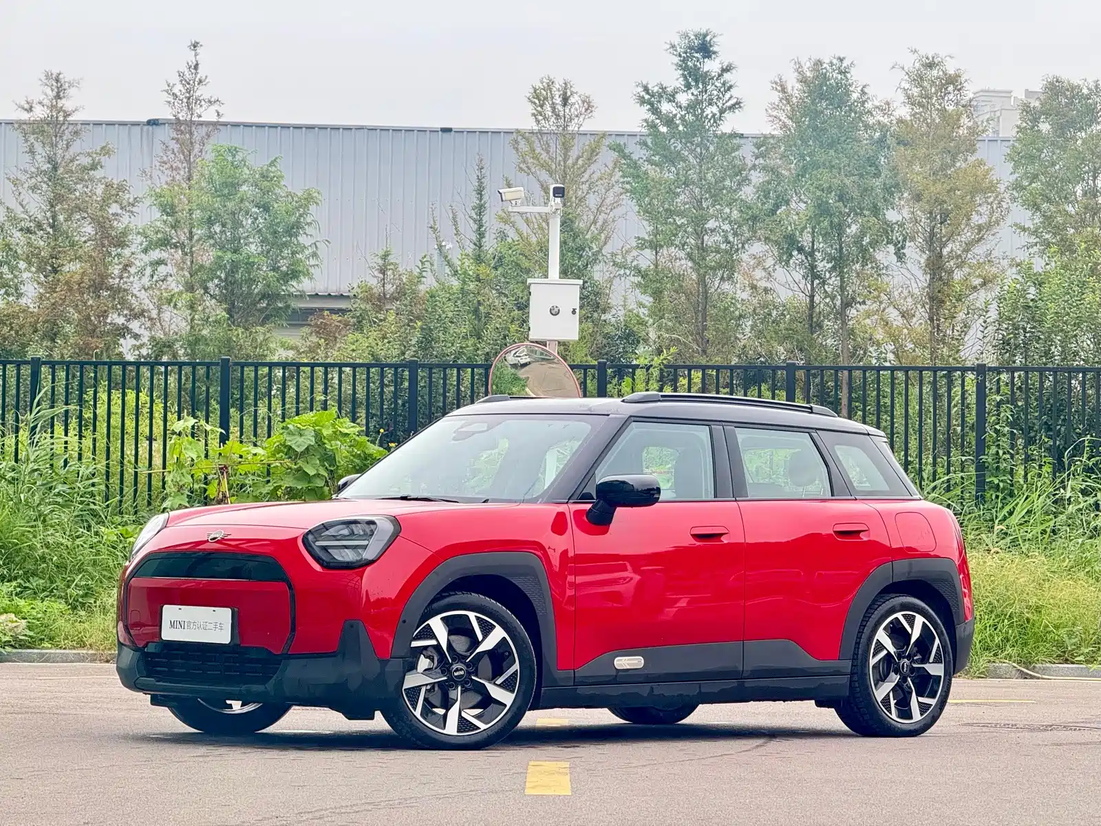 Фото 1 - MINI Aceman