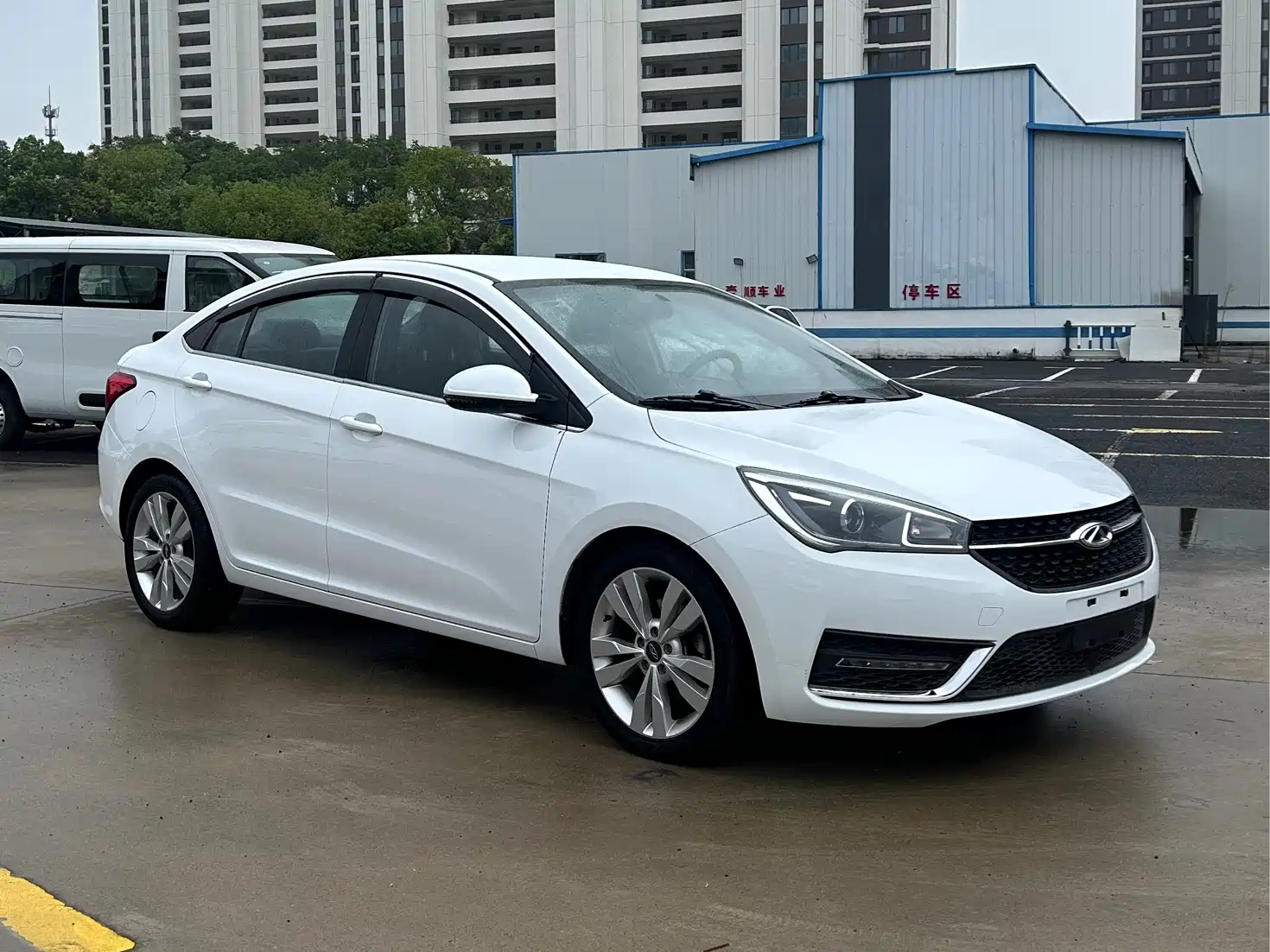 Фото 3 - Chery Arrizo 5