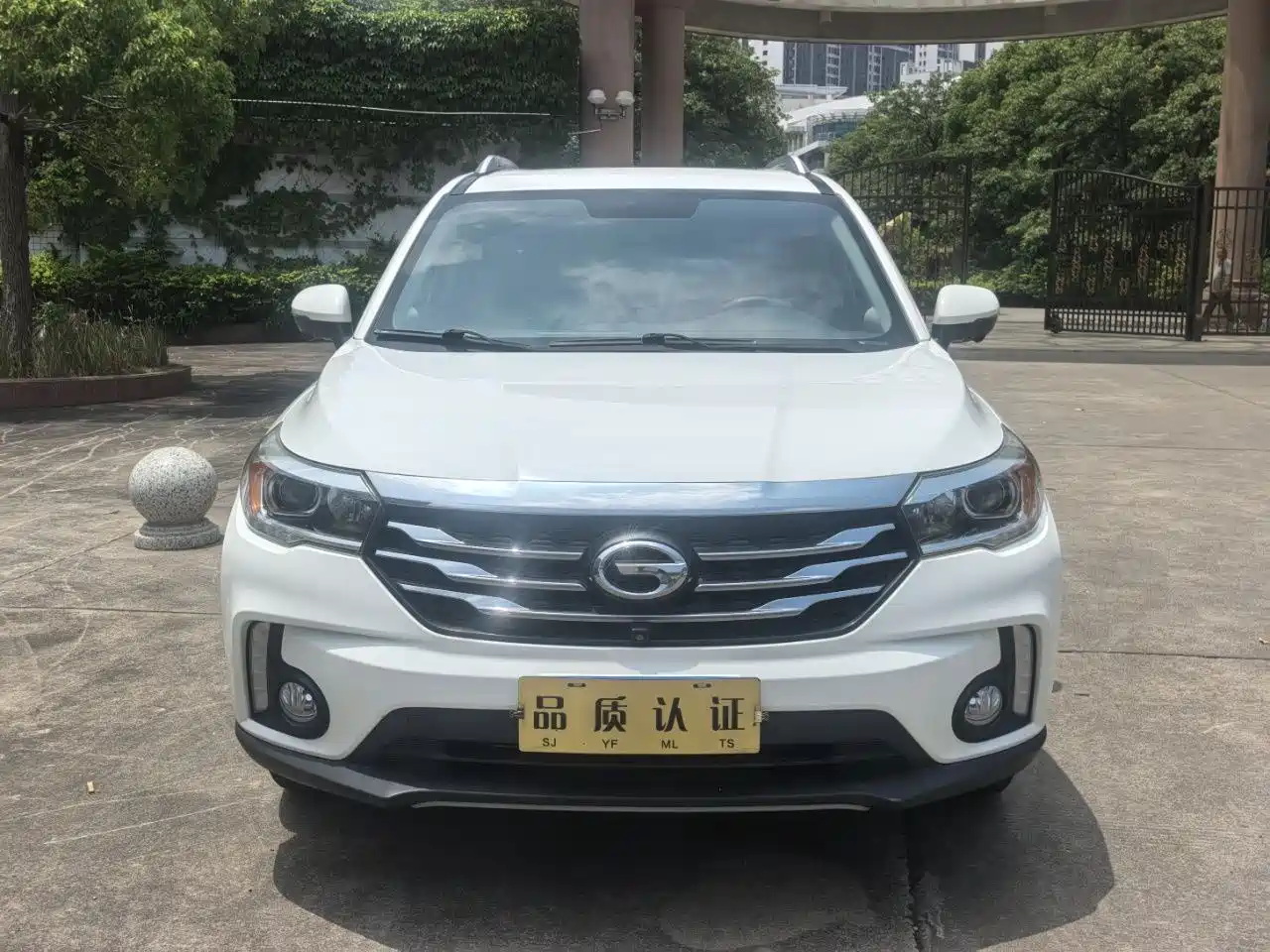 GAC Trumpchi Trumpchi GS4 2017 235T Automatic 2WD Luxury Smart Connected Edition