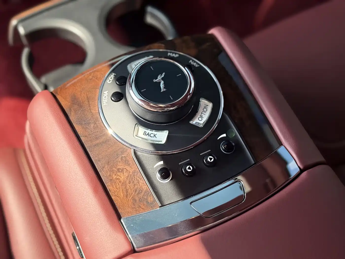 Rolls-Royce Ghost 2018 2018 6.6T Long Wheelbase Edition