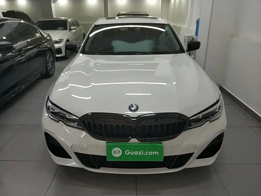 BMW 3 Series 2022 Facelift 325Li M Sport Shadow Edition фото 3