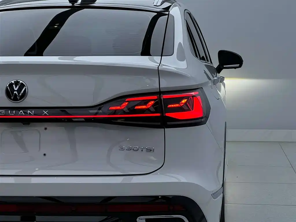 Volkswagen Tiguan X 2022 330TSI 2WD Flagship Edition фото 12