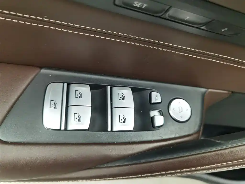 BMW 5 SERIES NEW ENERGY