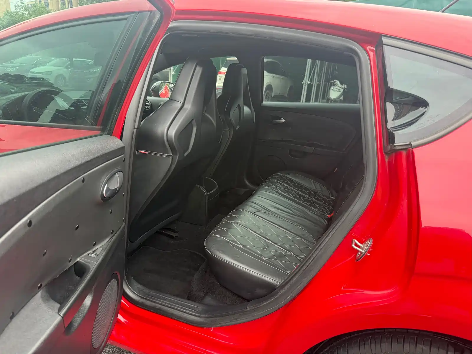 Фото 6 - SEAT LEON
