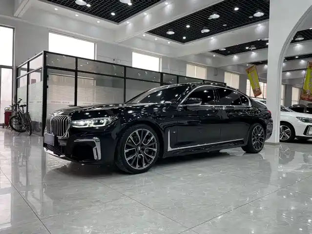 BMW 7 SERIES