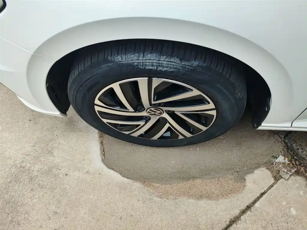 Volkswagen Lavida 2022 280TSI DSG Comfort Edition фото 23