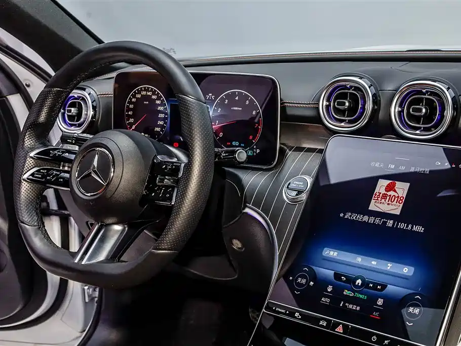 Mercedes-Benz C-Class 2022 Facelift C 260 L Night Edition Sport фото 27