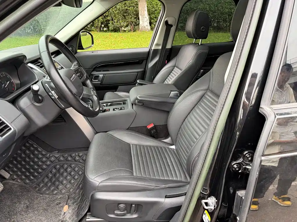 Фото 8 - Land Rover Discovery