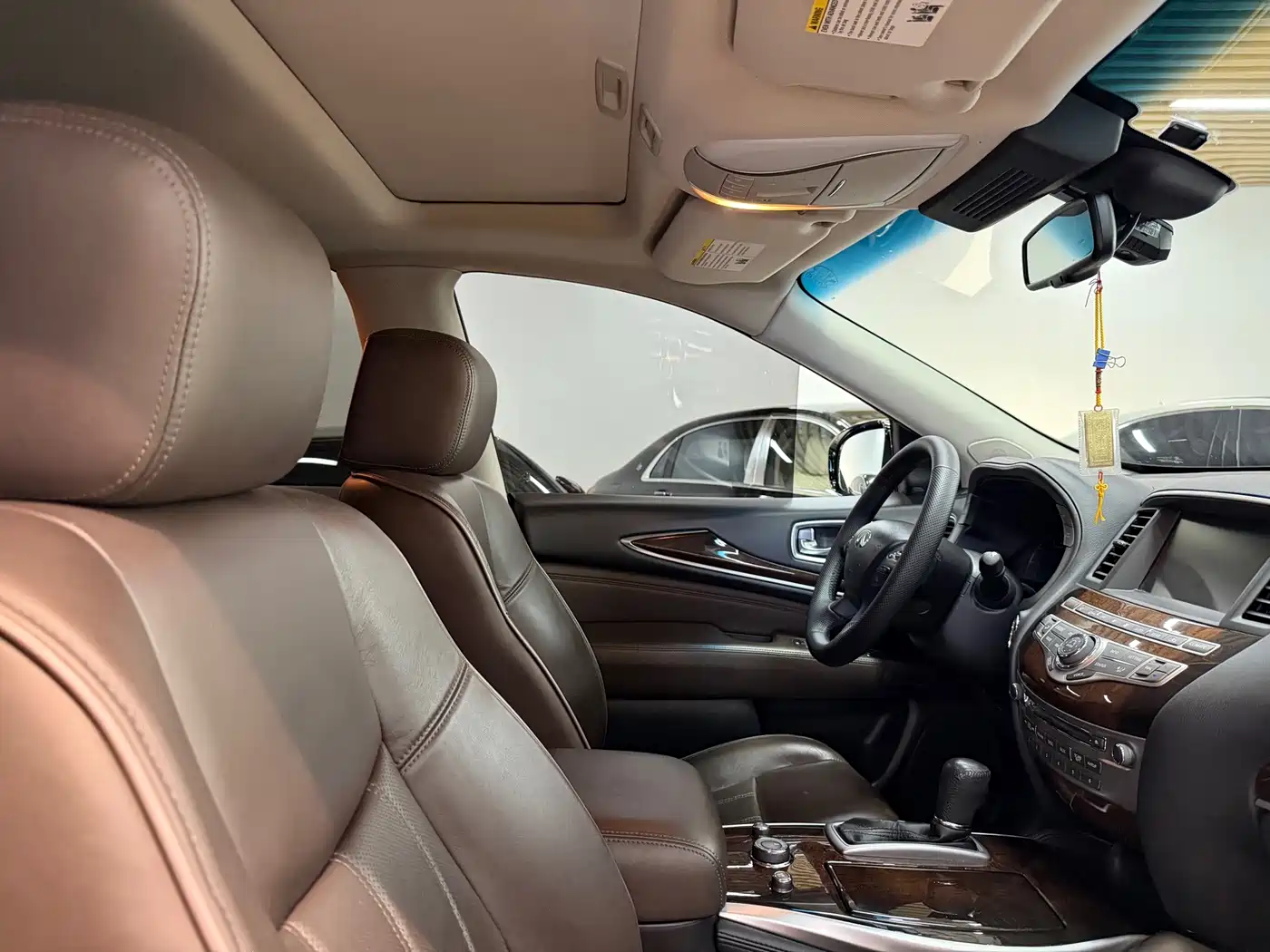 Фото 18 - Infiniti QX60 (Import)
