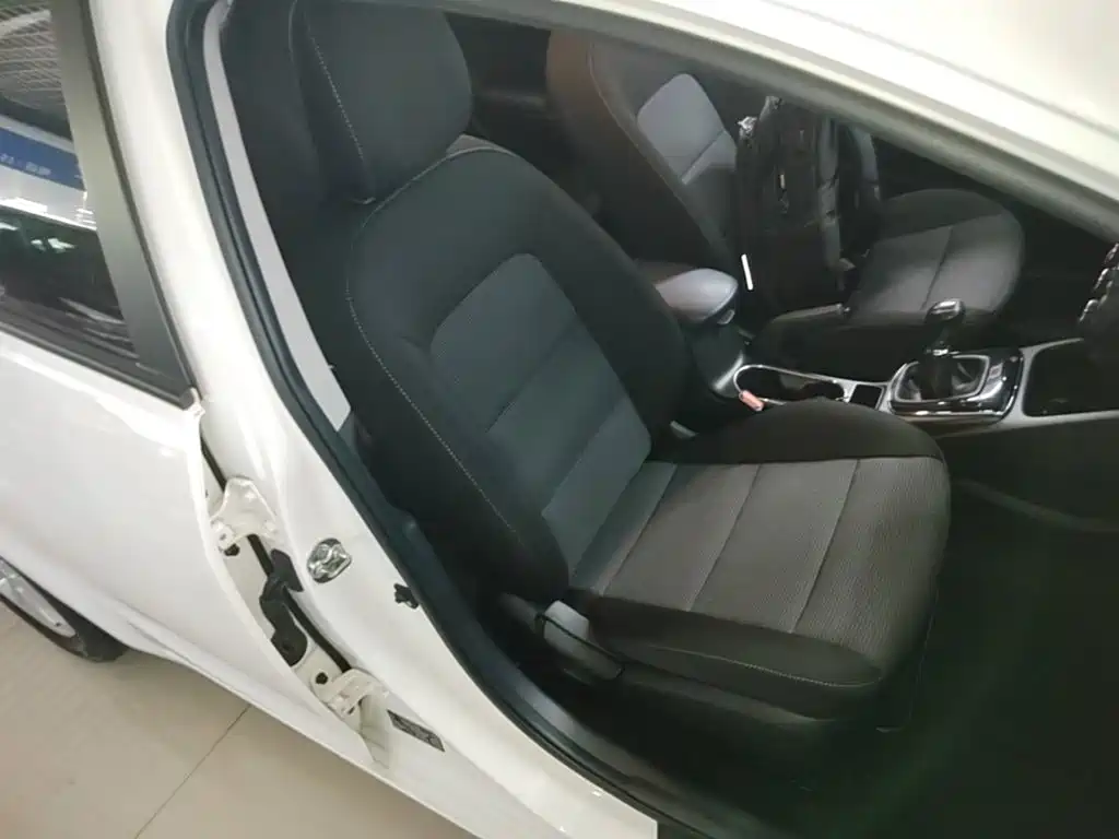 Фото 25 - Kia K3