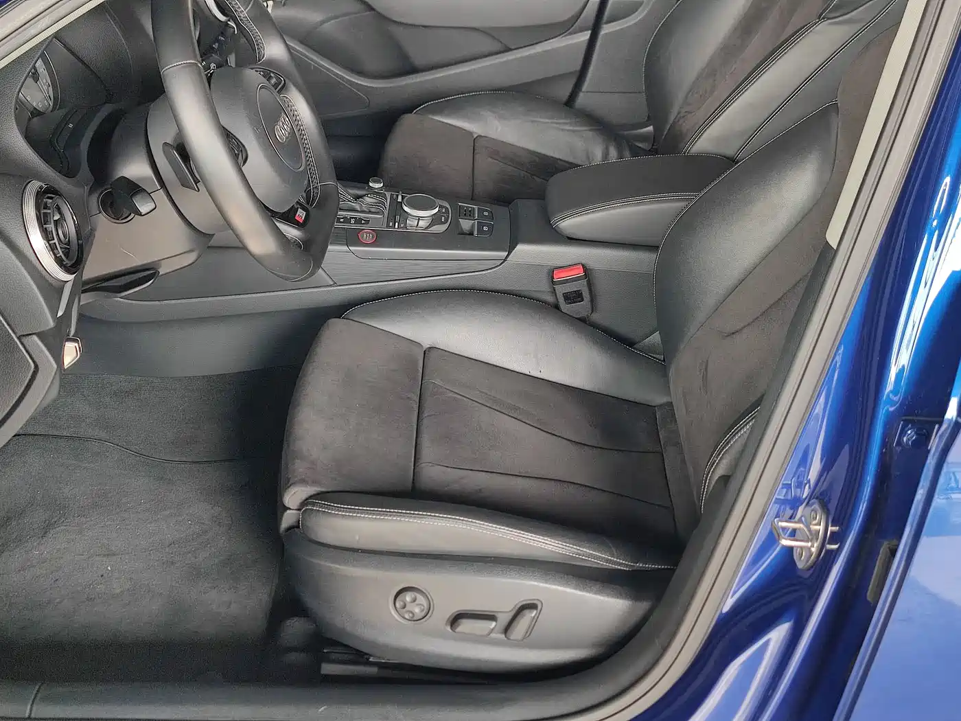 Audi S3 2015 S3 2.0T Limousine фото 7