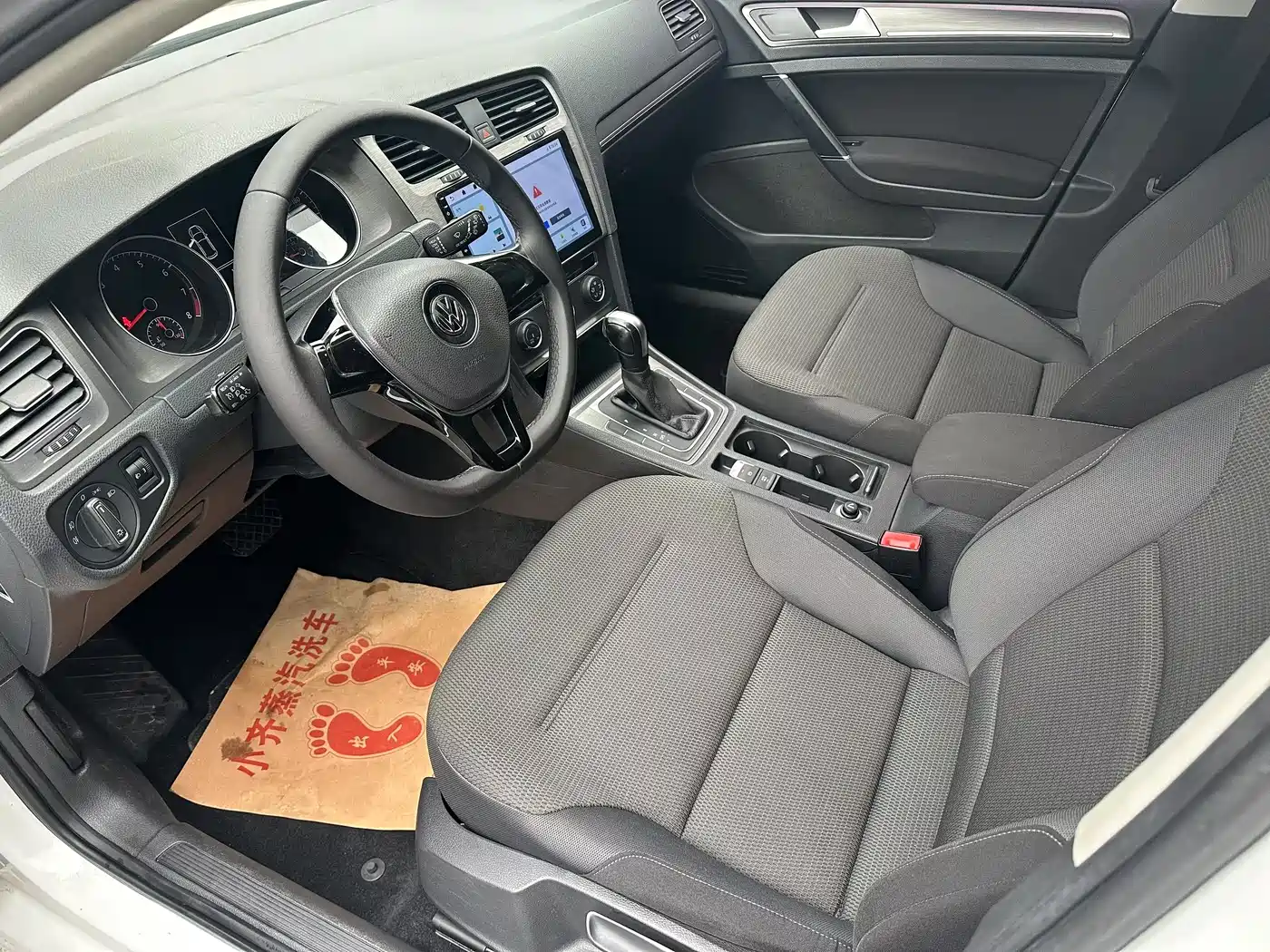 Volkswagen Golf 2015 1.4TSI Automatic Comfort фото 3