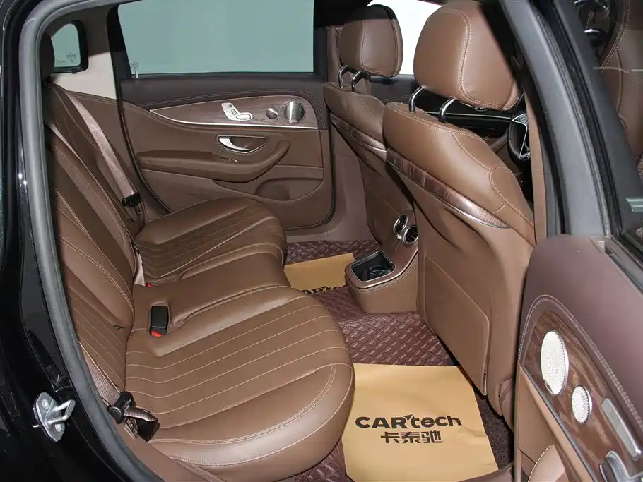 Mercedes-Benz E-Class 2022 E 300 L Luxury фото 25