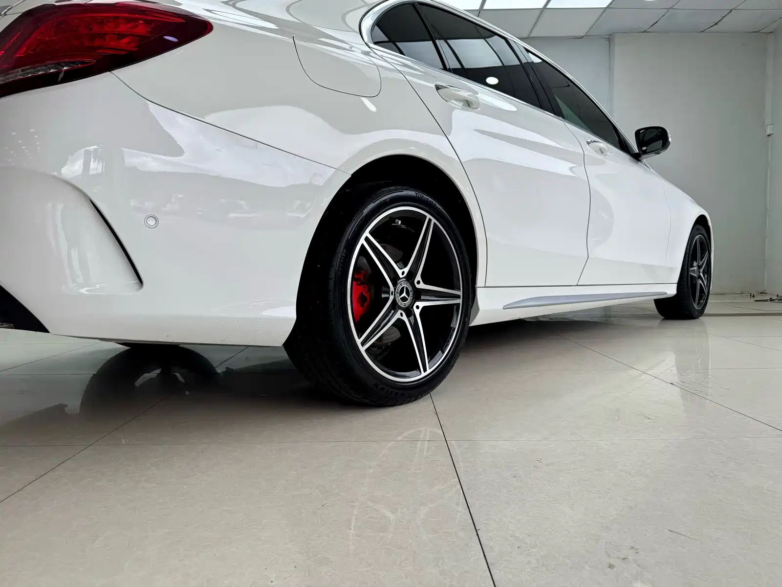 Фото 20 - Mercedes-Benz C-Class