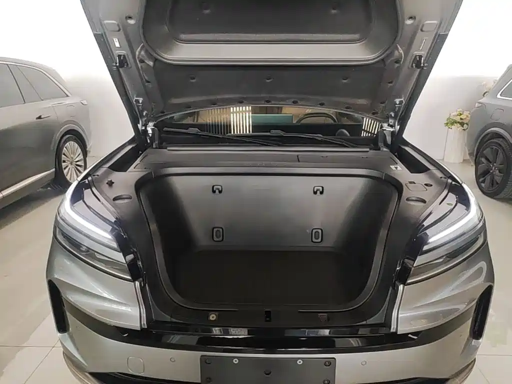 Ledao L90 2025 2025 AWD Base Model