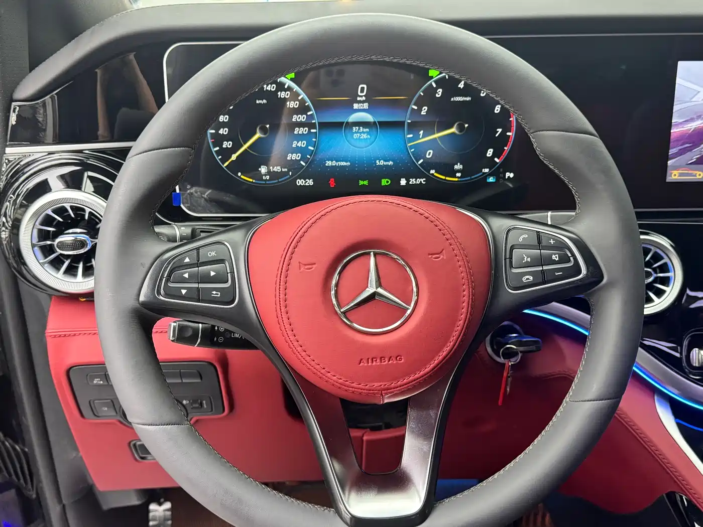 Mercedes-Benz Vito 2016 2.0T Elite Edition фото 5