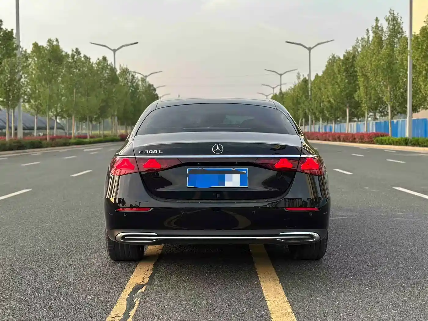 Mercedes-Benz E-Class 2024 Model E 300 L Luxury фото 5