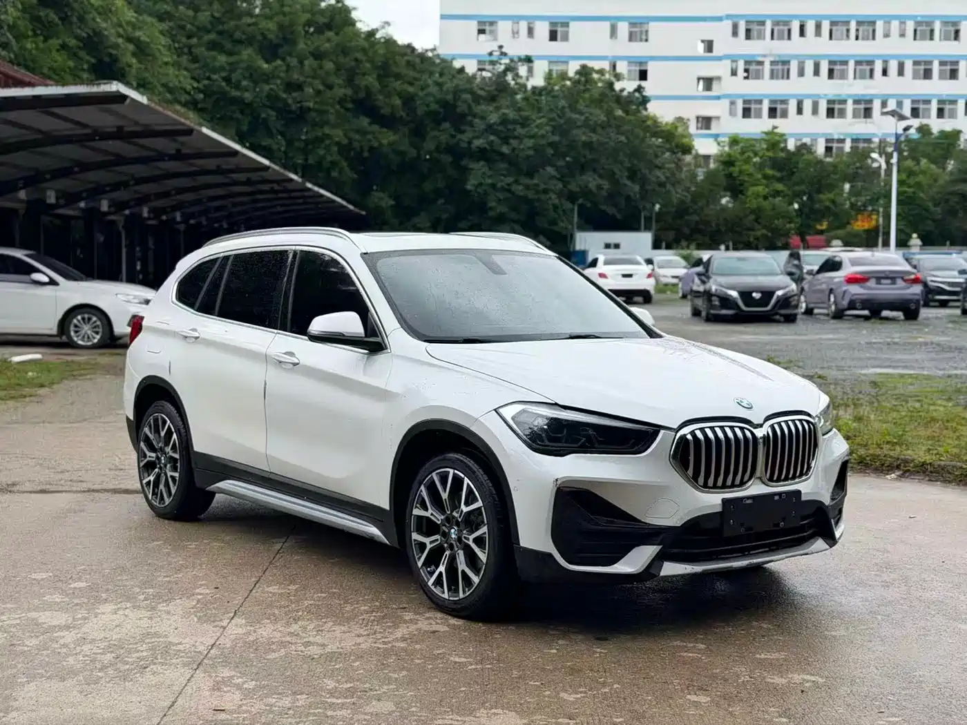 BMW X1 2020 xDrive25Li Premium Edition фото 2