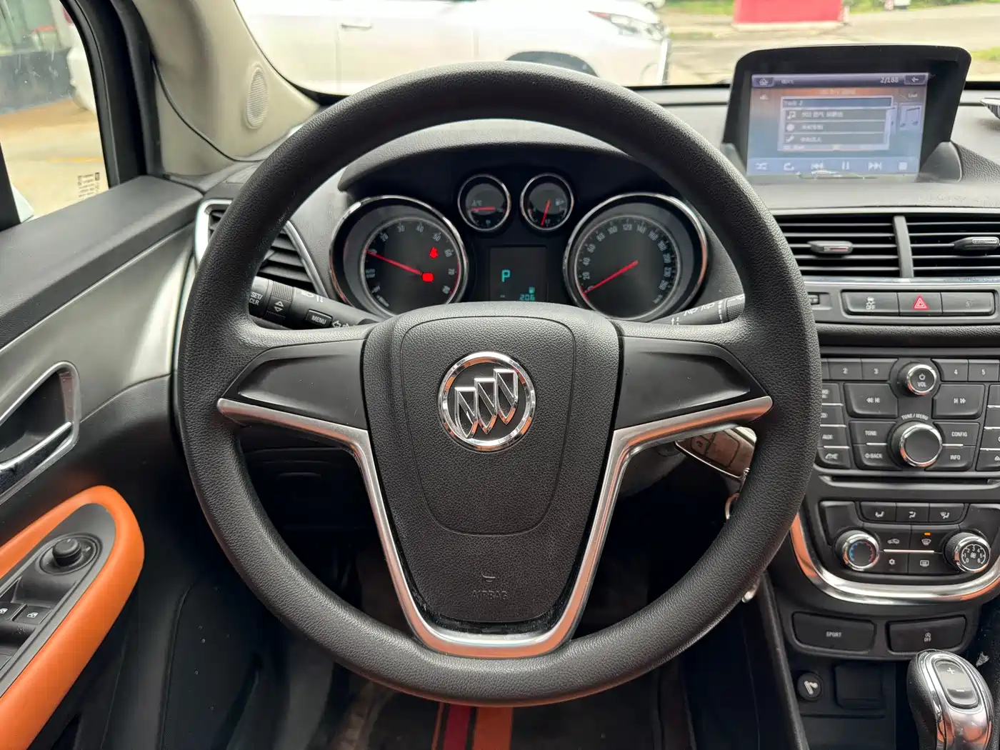 Buick Encore 2015 1.4T Automatic 2WD Urban Elite фото 5