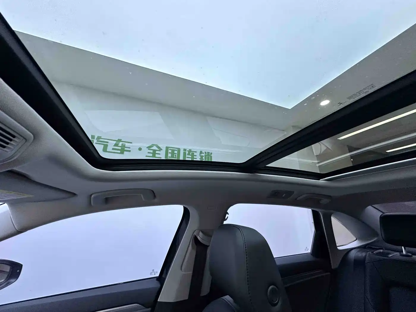 Volkswagen Sagitar 2022 280TSI DSG Surpassing Edition фото 15