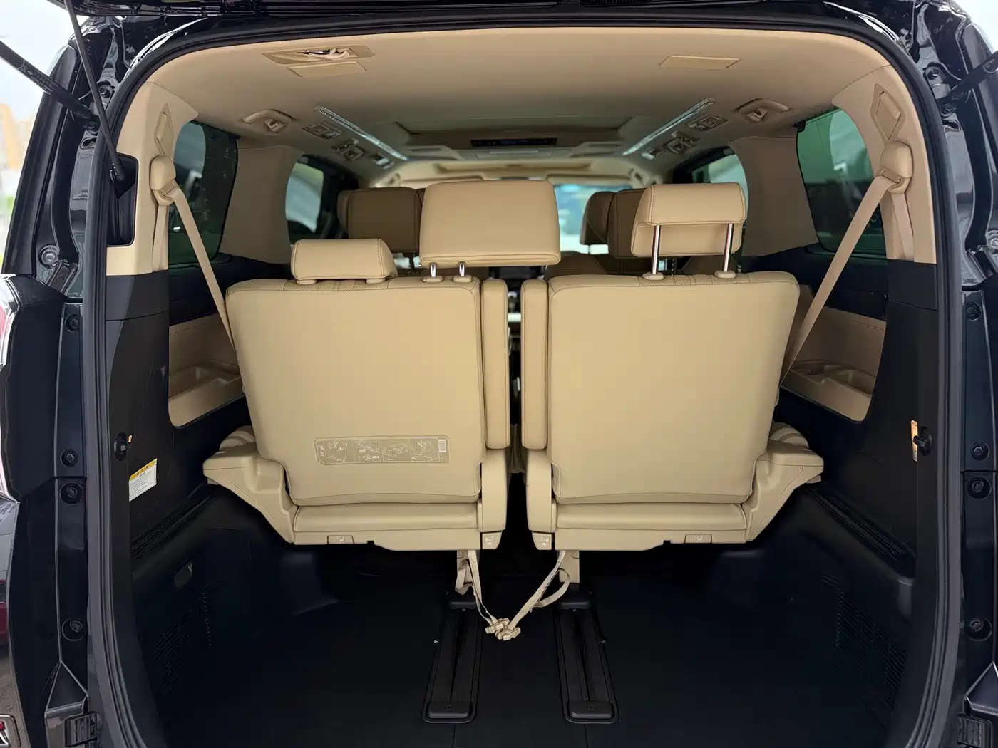 Toyota Vellfire 2020 2019 Hybrid 2.5L HV Premium Edition