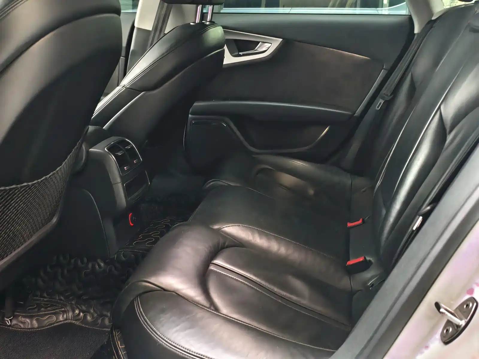 Фото 8 - Audi A7