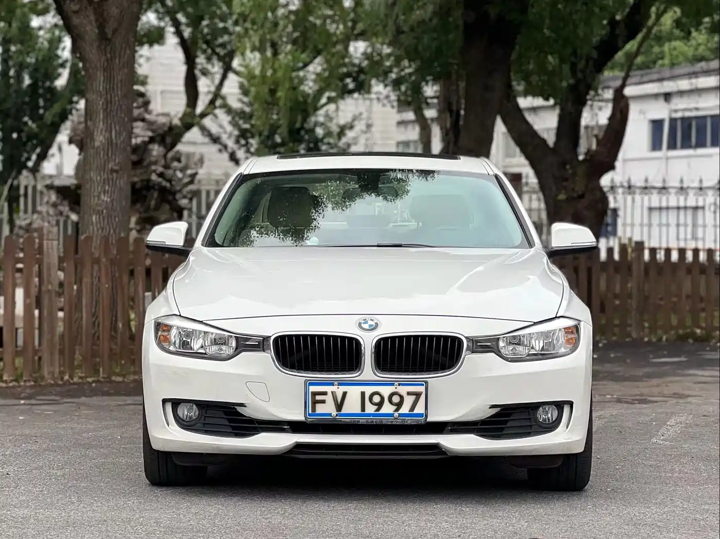 Фото 2 - BMW 3 Series