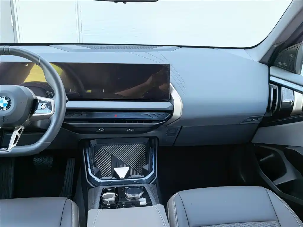 BMW X3 2025 xDrive30L Leading Model M Sport Black Package фото 10