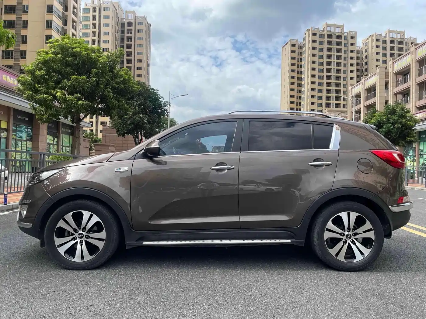 Kia Sportage 2012 2.0L Automatic 2WD NAVI Edition фото 7