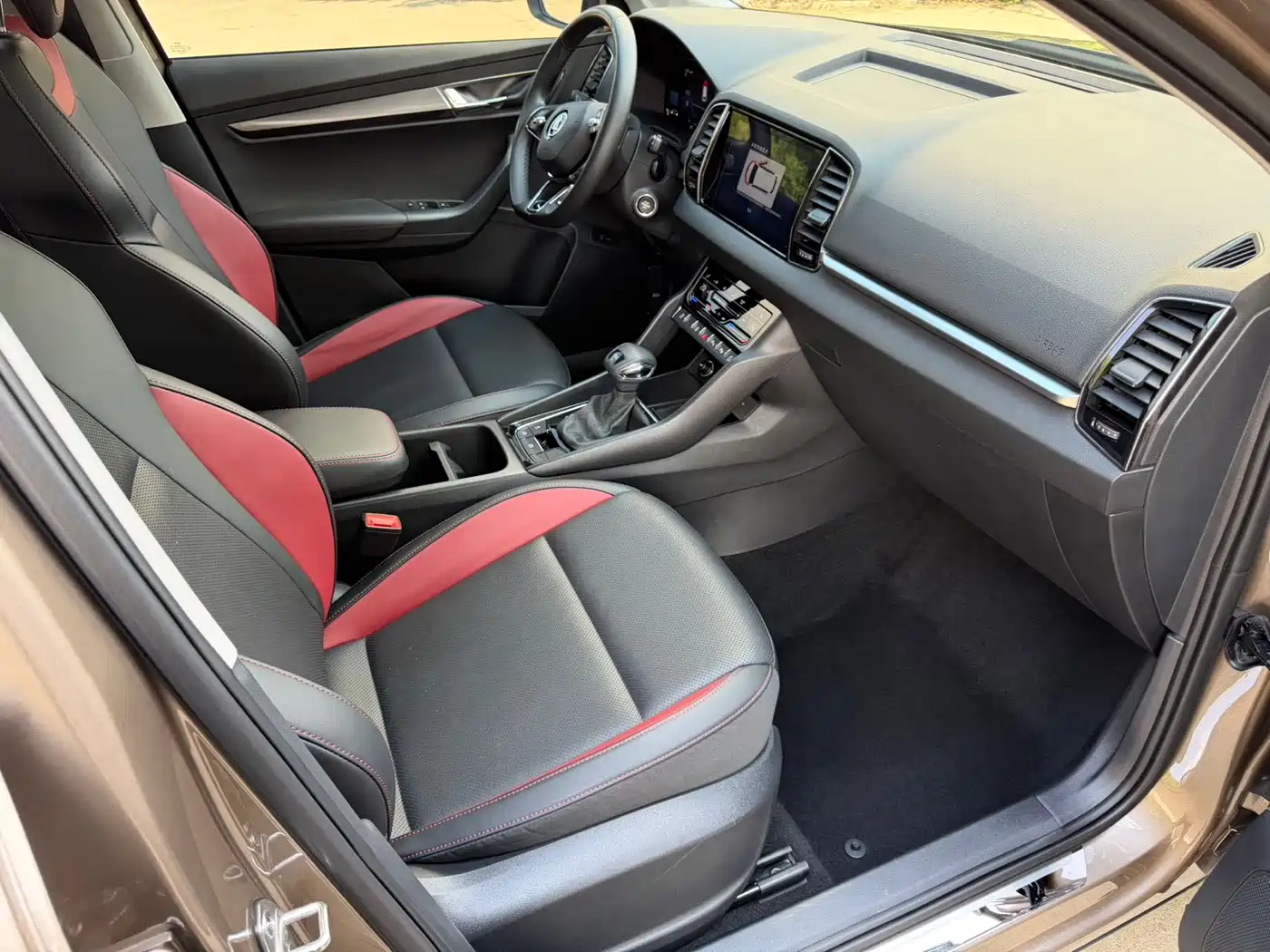Škoda Karoq 2022 TSI280 Smart Brilliance Edition фото 14