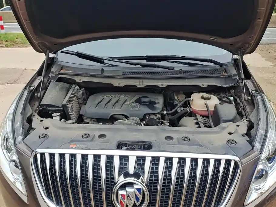Buick GL8 2015 2.4L Luxury Business Exclusive Edition фото 10