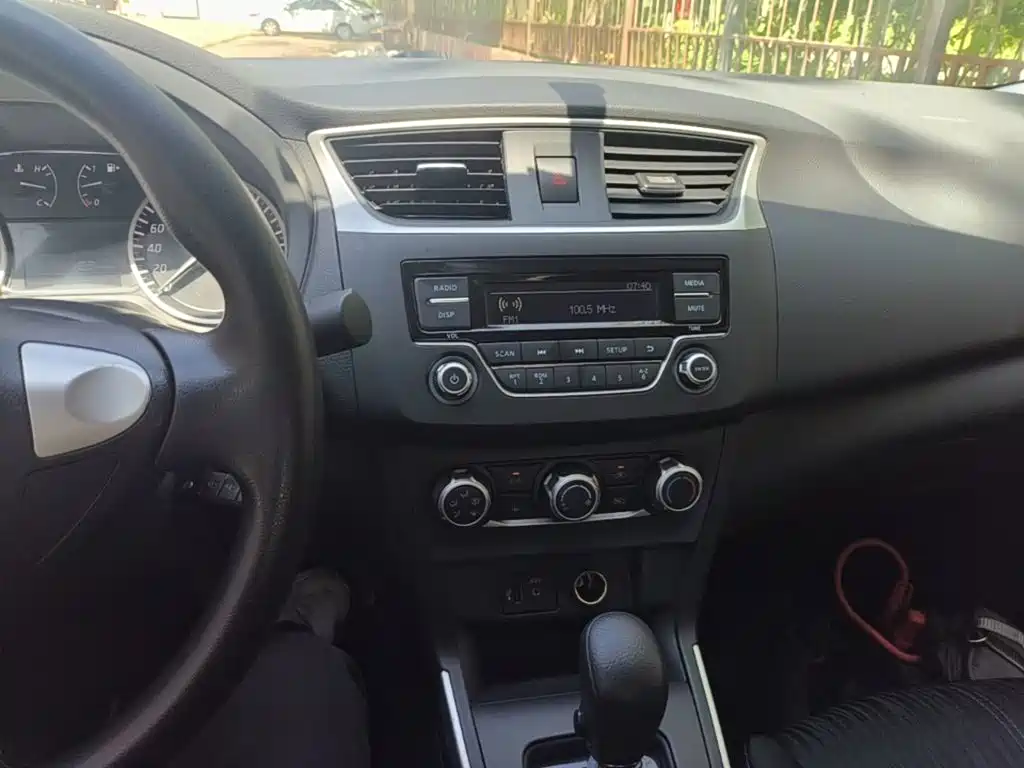 Nissan SYLPHY, миниатюра 13