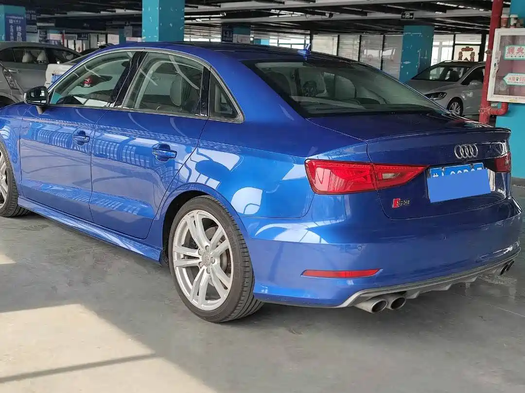 Audi S3 2015 S3 2.0T Limousine фото 4