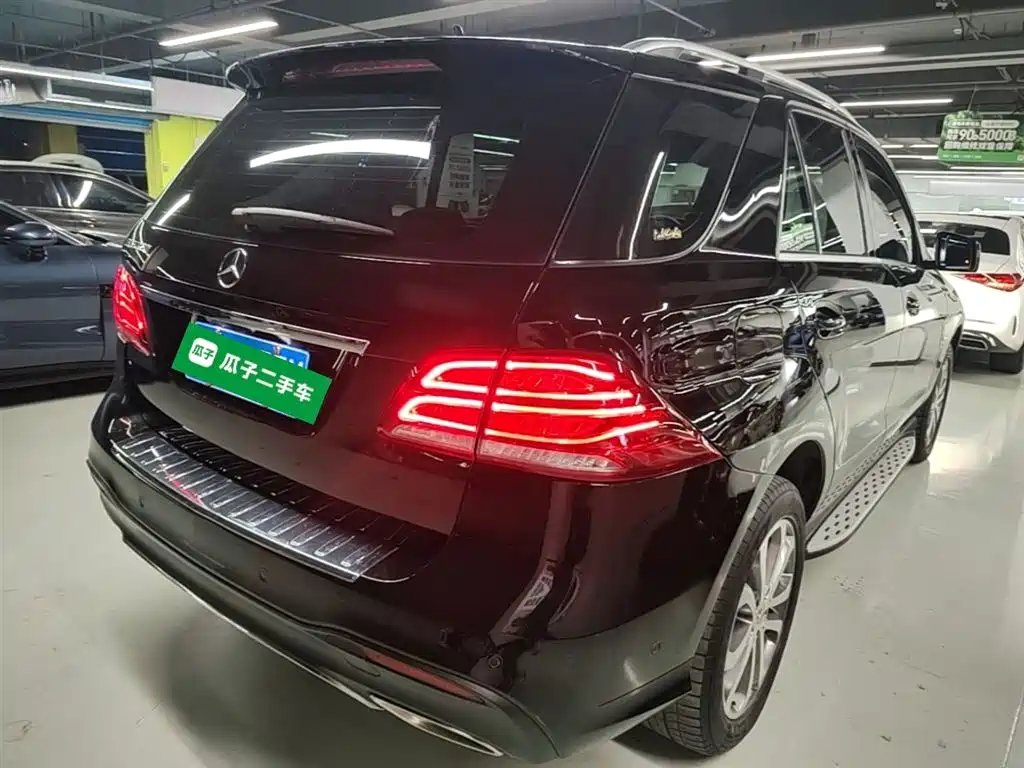 Mercedes-Benz GLE 2019 GLE 320 4MATIC Dynamic Ultimate Edition фото 7