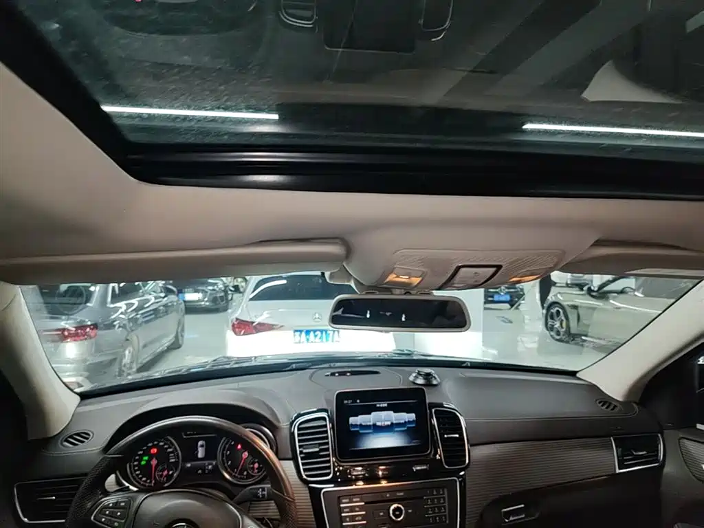 Mercedes-Benz GLE 2019 GLE 320 4MATIC Dynamic Ultimate Edition фото 18