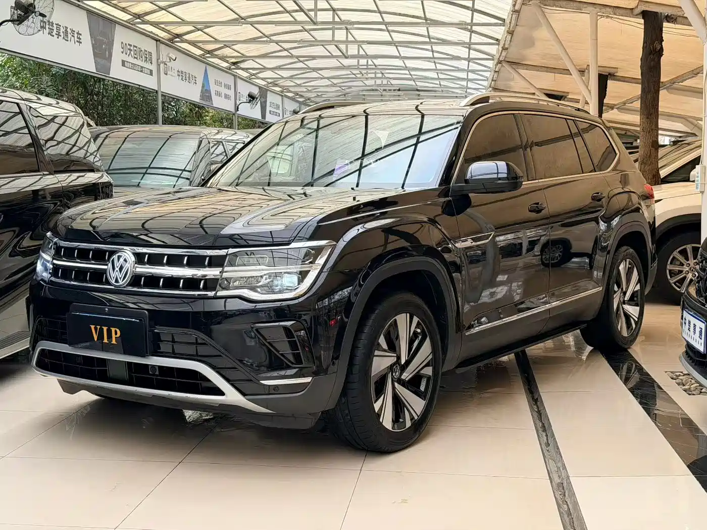 Volkswagen Teramont 2023 380TSI AWD Premium Luxury Edition фото 10