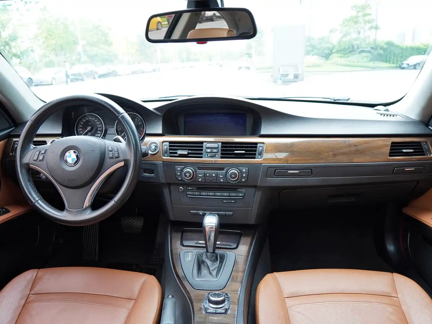 BMW 3 Series (Import) 2011 330i Coupe фото 7