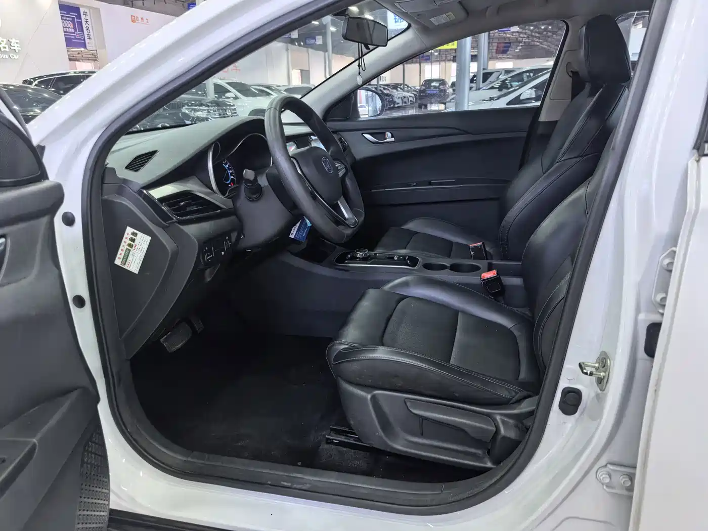 Changan Eado New Energy 2023 2022 EV460 Premium Edition (LFP)