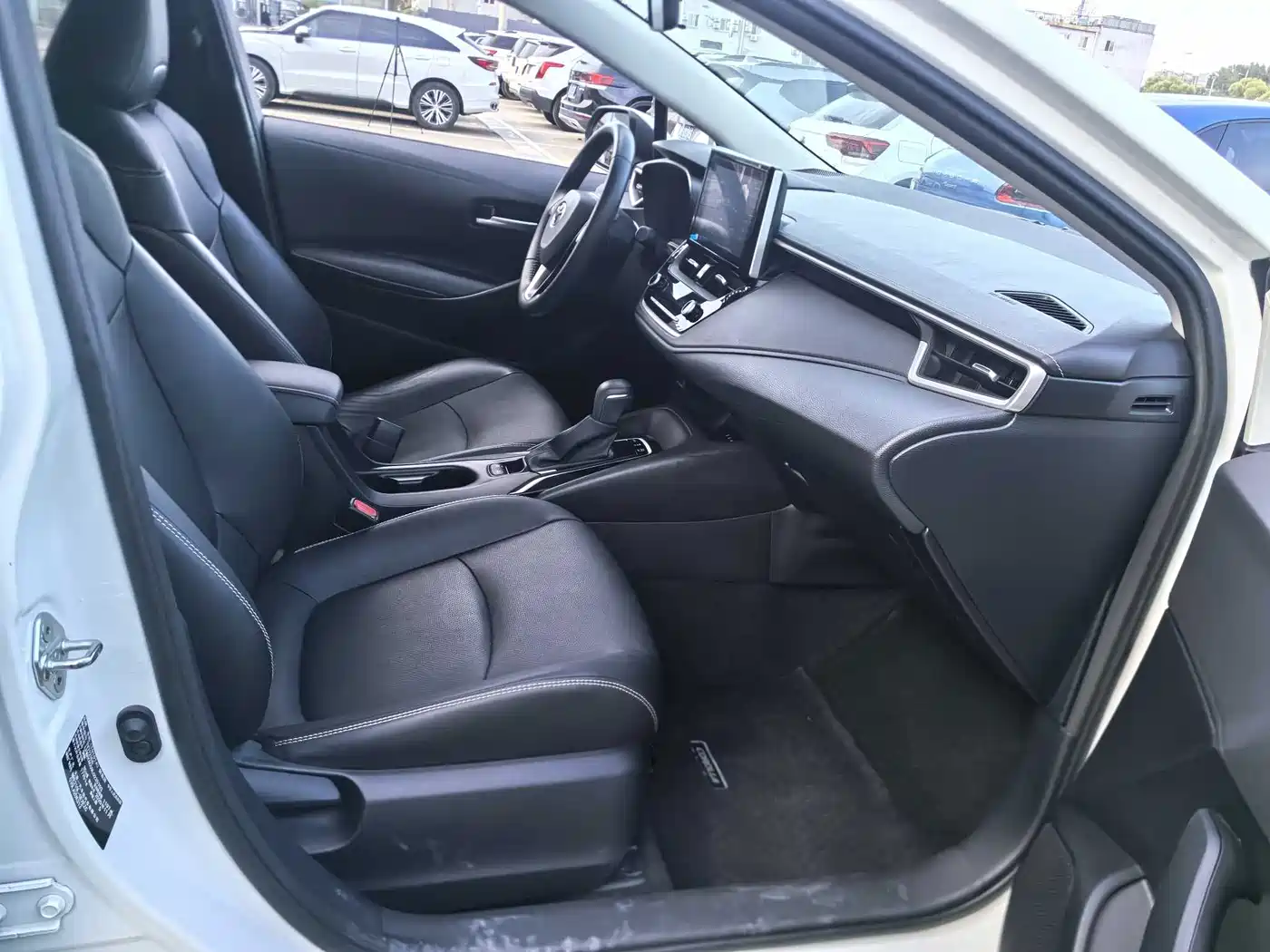 Photo 8 - Toyota Corolla